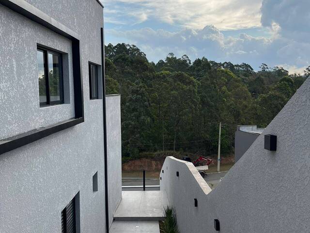 #180 - Casa em condomínio para Venda em Santana de Parnaíba - SP