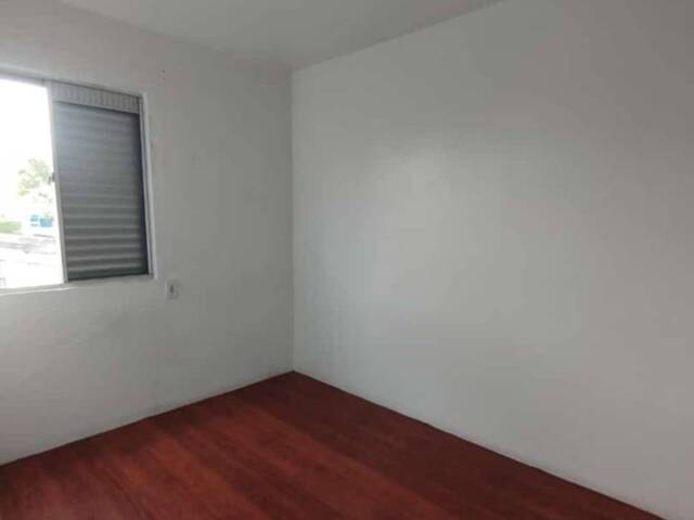 #311 - Apartamento para Venda em Carapicuíba - SP