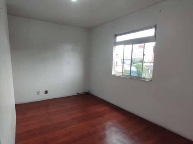 #311 - Apartamento para Venda em Carapicuíba - SP